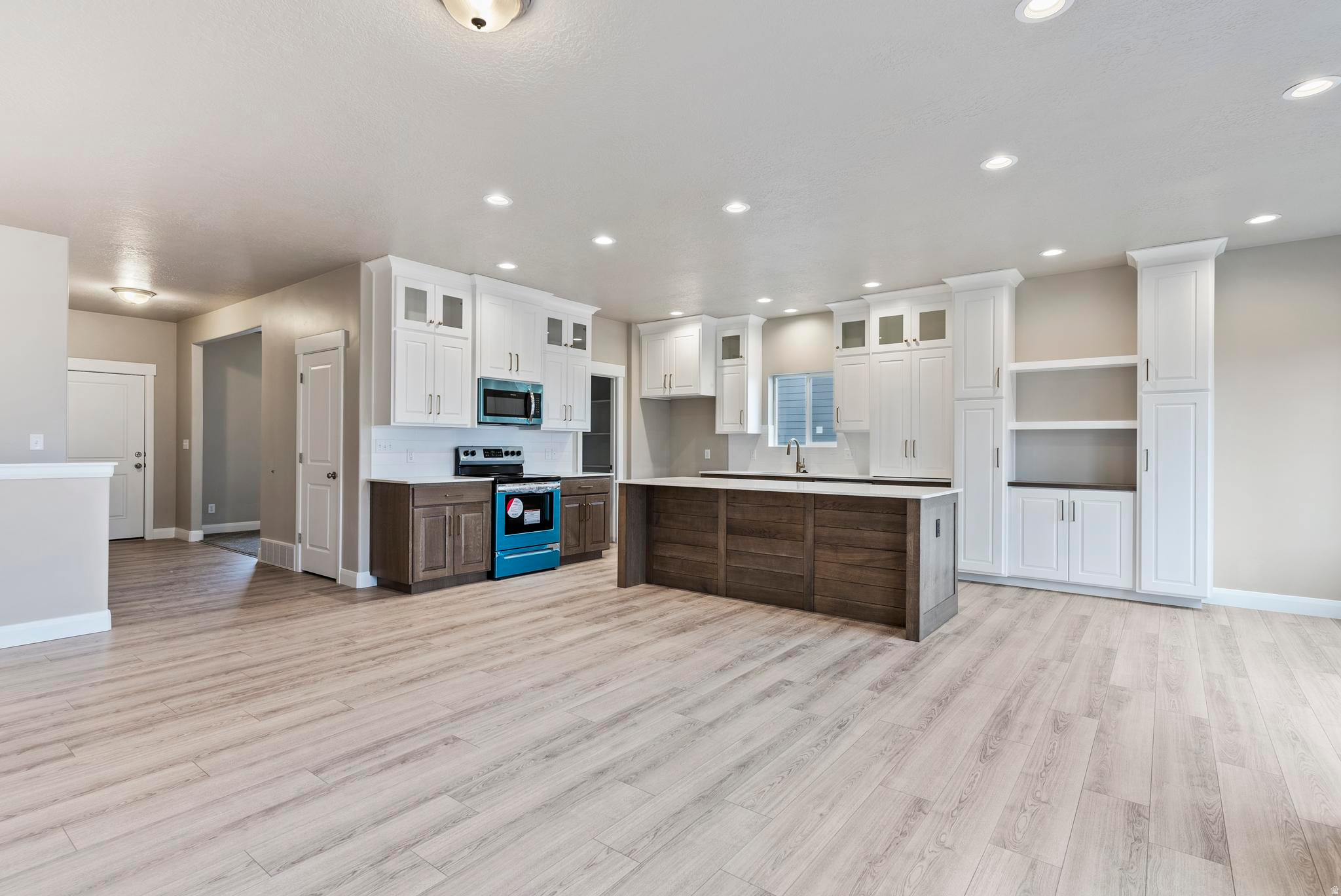 SUMMIT RIDGE THE HILLS - Residential