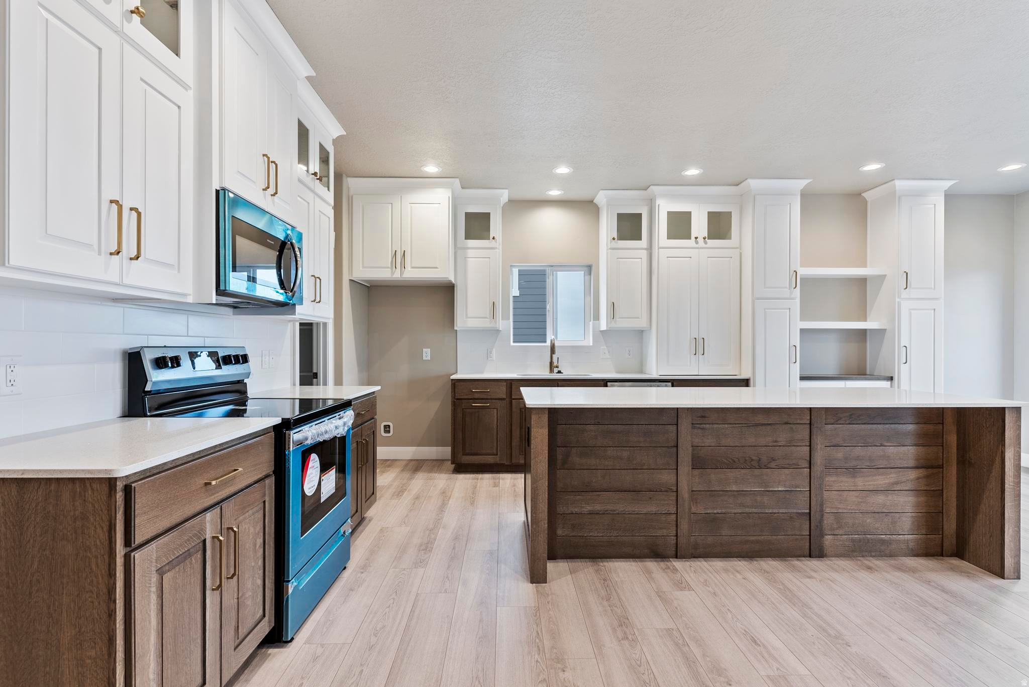 SUMMIT RIDGE THE HILLS - Residential