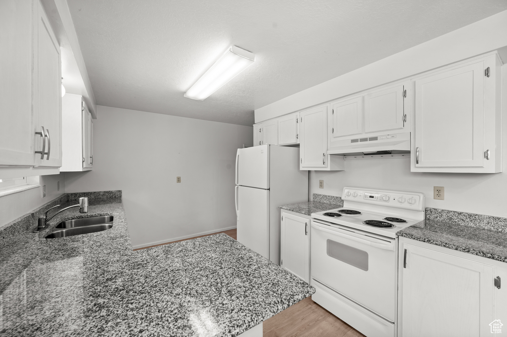 COATS ESTATES #4 - Residential
