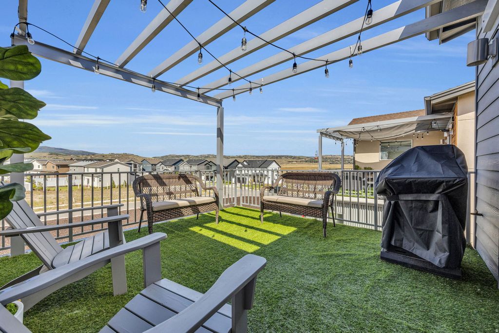 Photo of 1386 VILLAGE GREEN TRL, Park City, UT 84098 (MLS # 2140869)