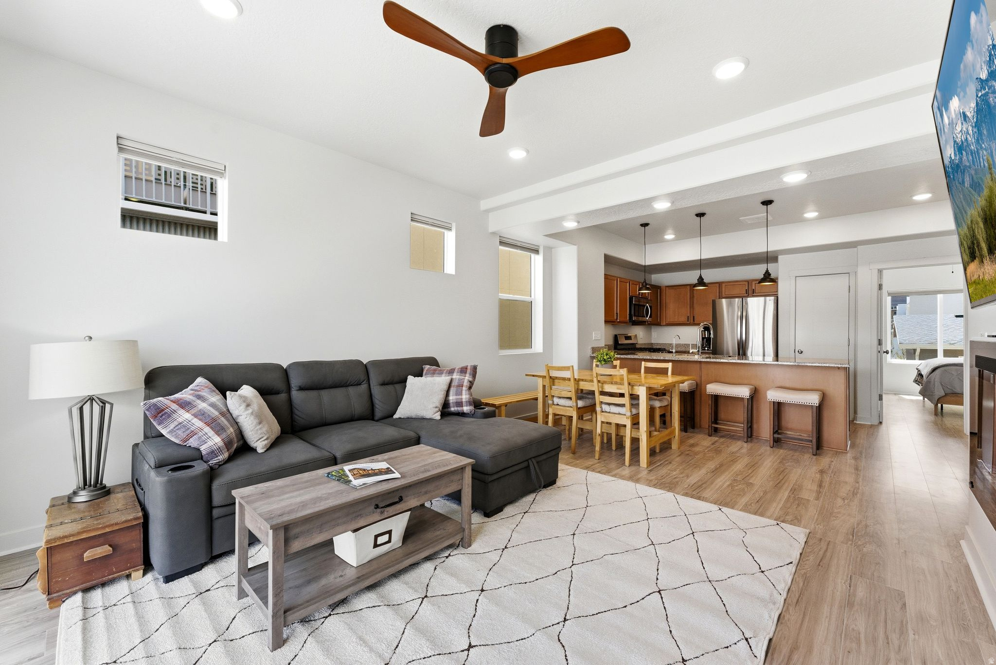 SILVER CREEK - Residential