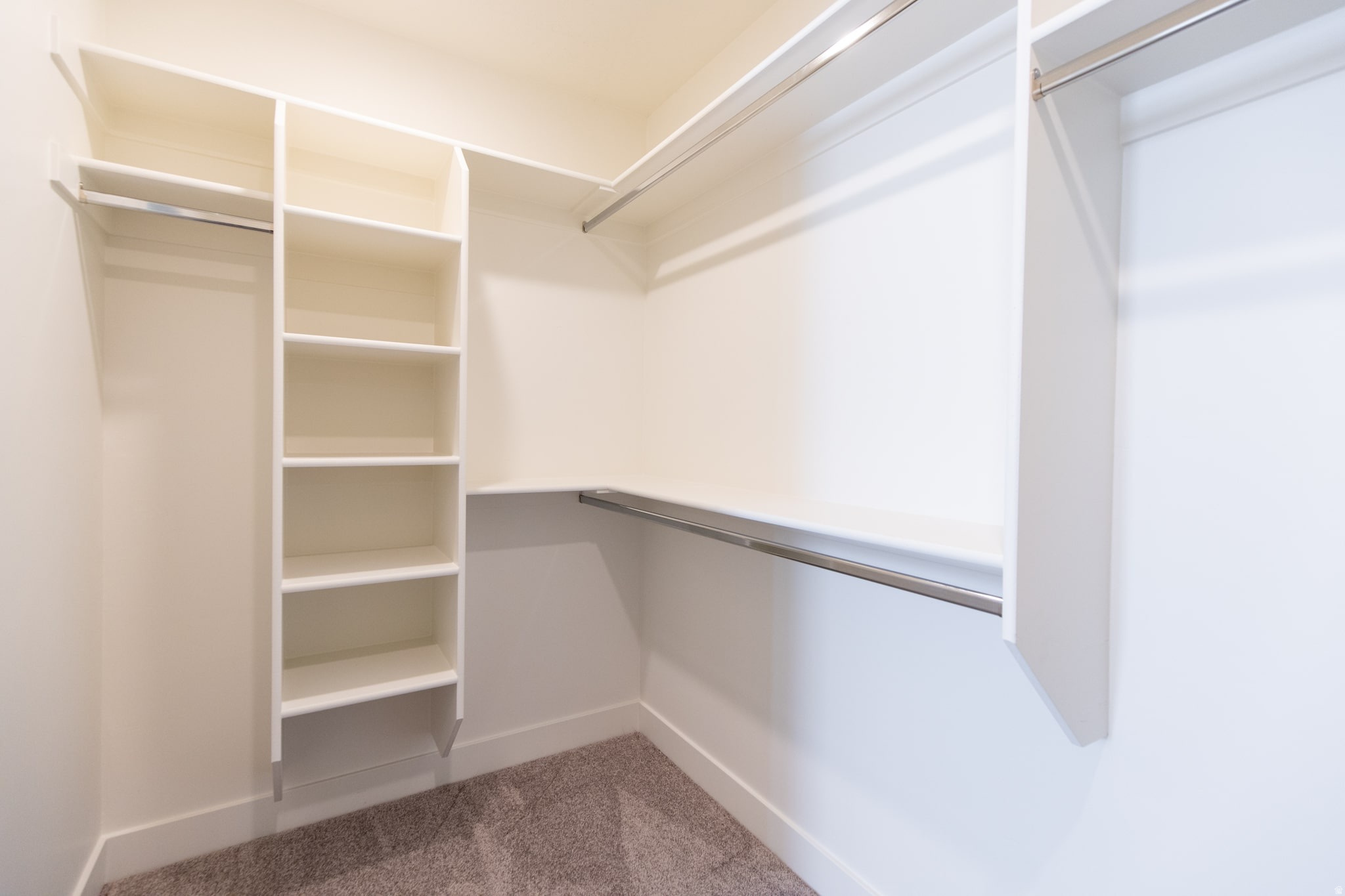 SMILING H - Residential