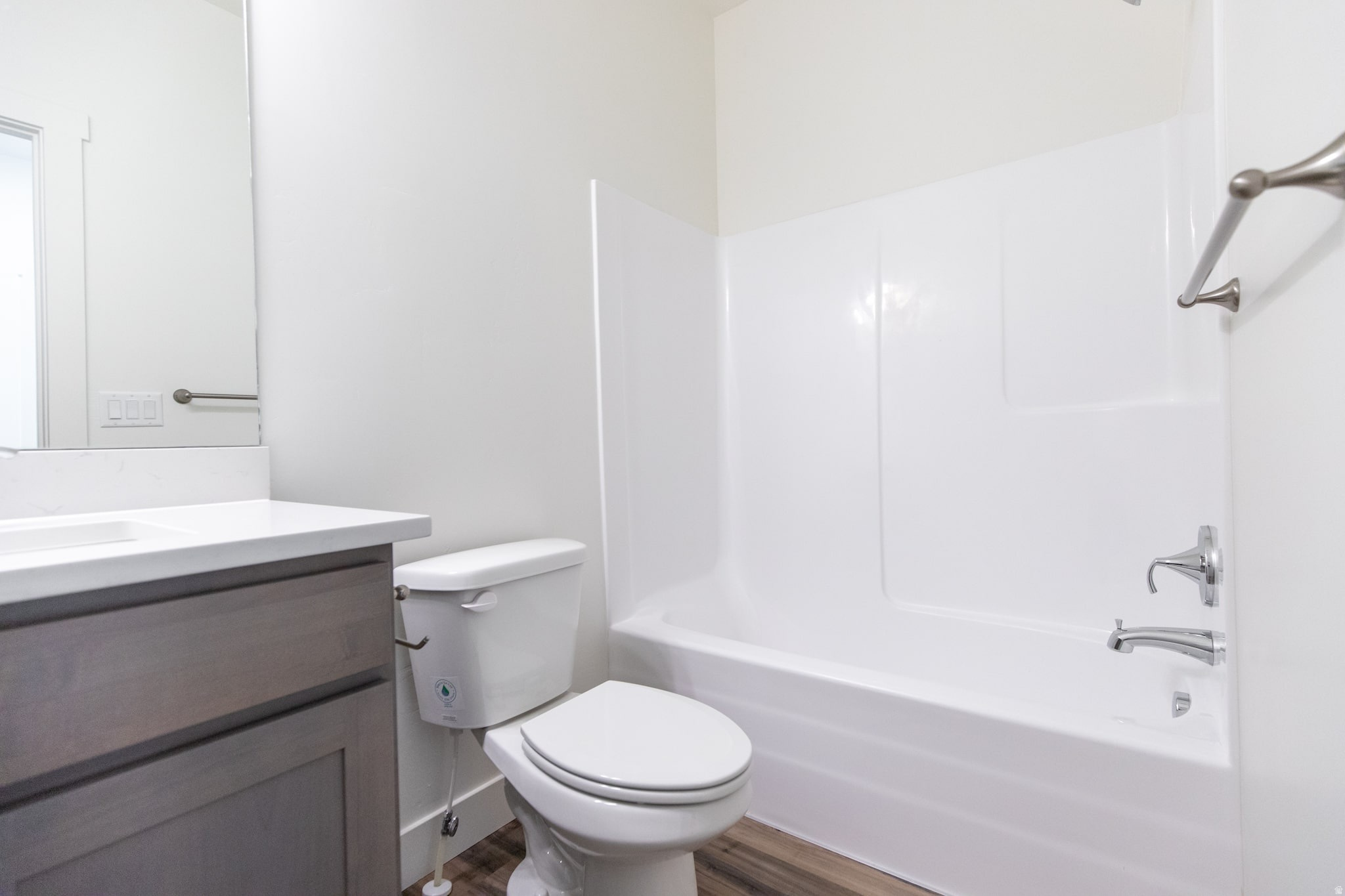 SMILING H - Residential