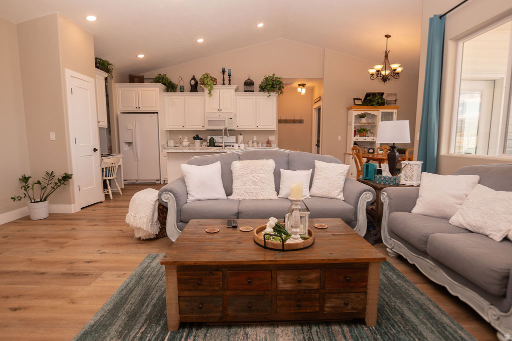 AMARAL RANCHES - Residential