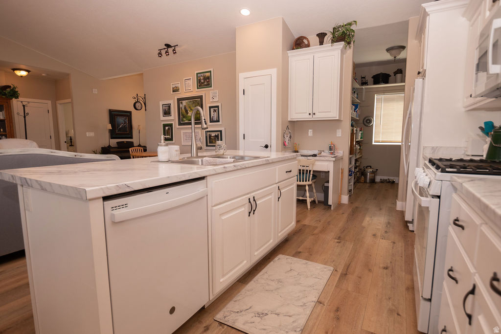 AMARAL RANCHES - Residential