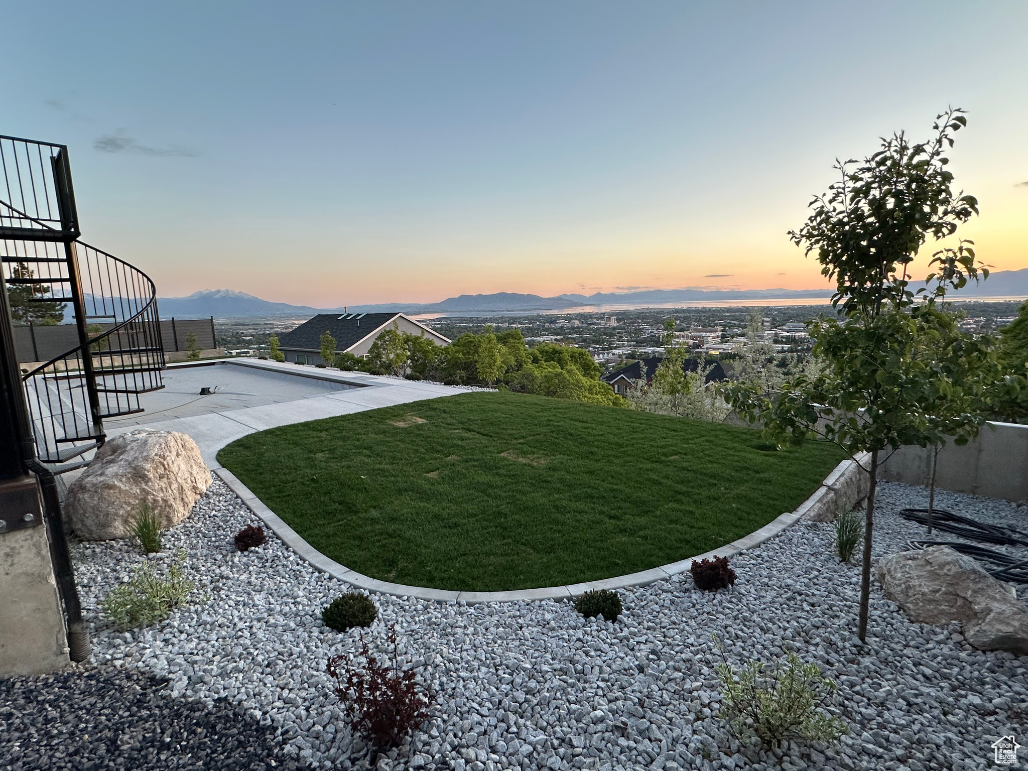 Provo, Utah 84604, United States, 5 Bedrooms Bedrooms, ,5 BathroomsBathrooms,Residential,Active,89660