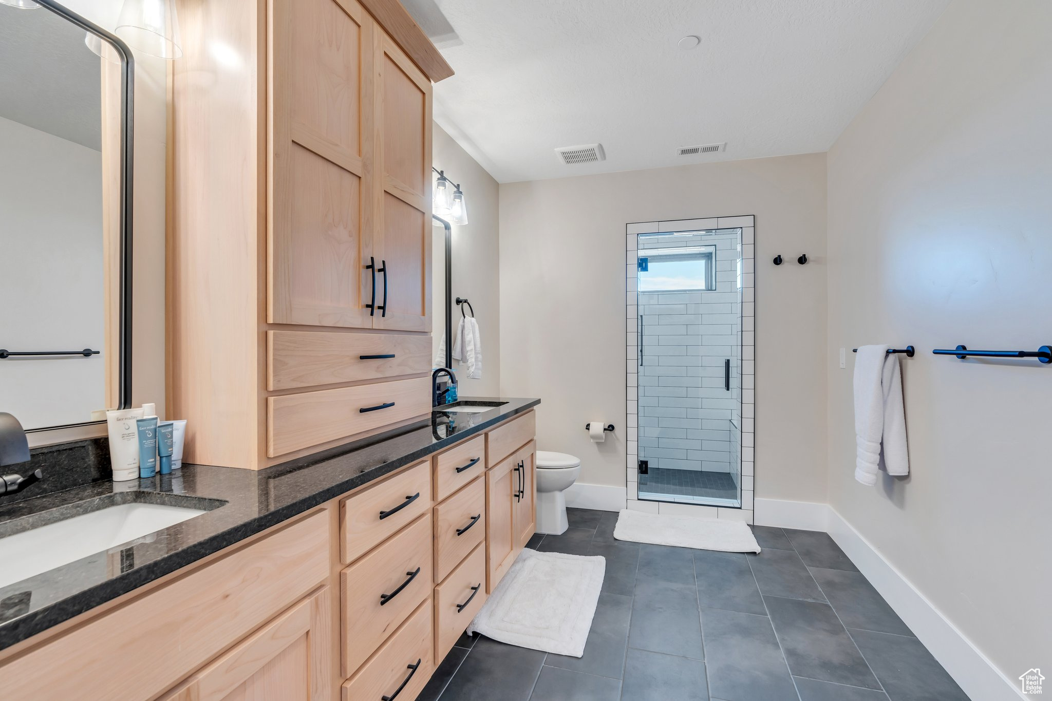 Provo, Utah 84604, United States, 5 Bedrooms Bedrooms, ,5 BathroomsBathrooms,Residential,Active,89660