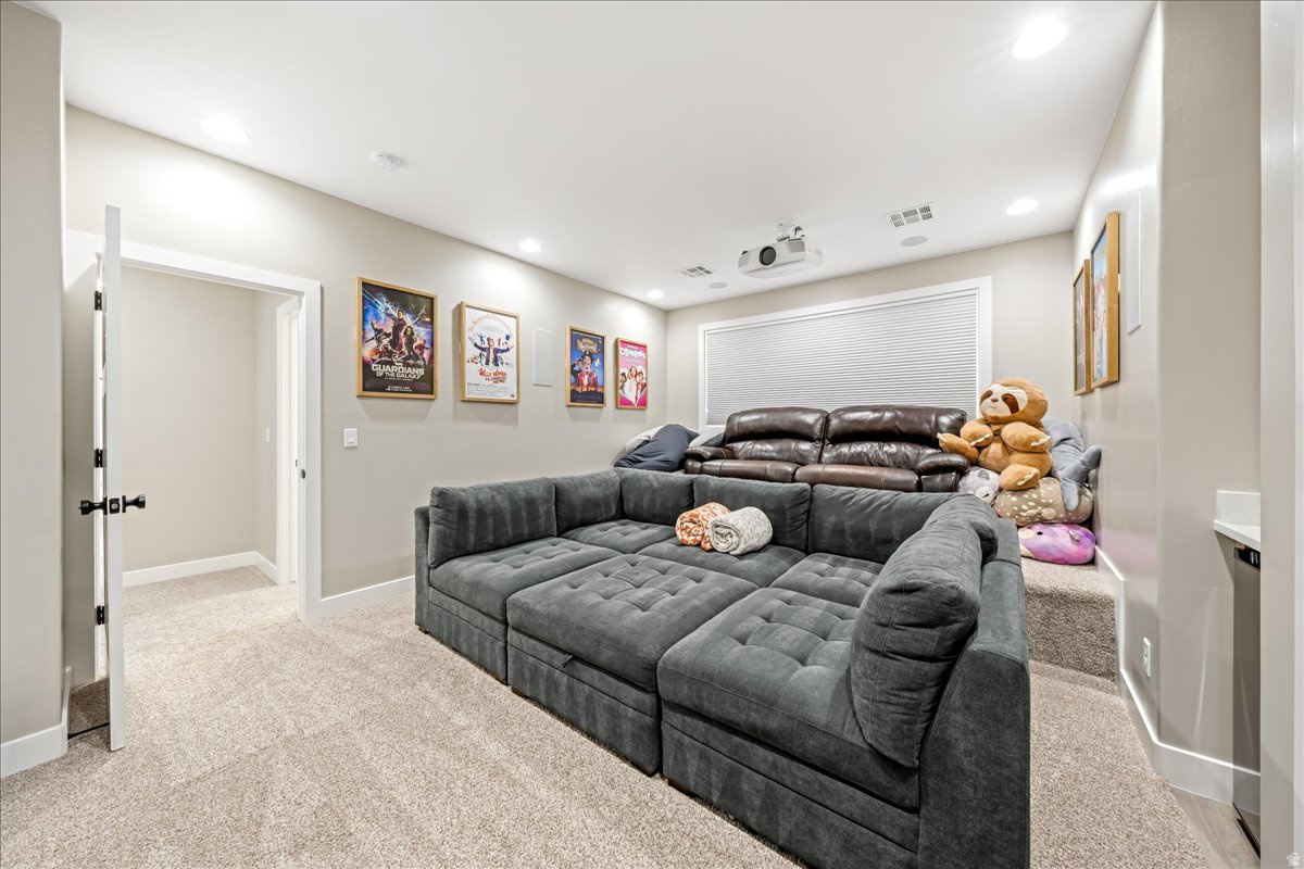 FIELDSTONE PH 5 - Residential