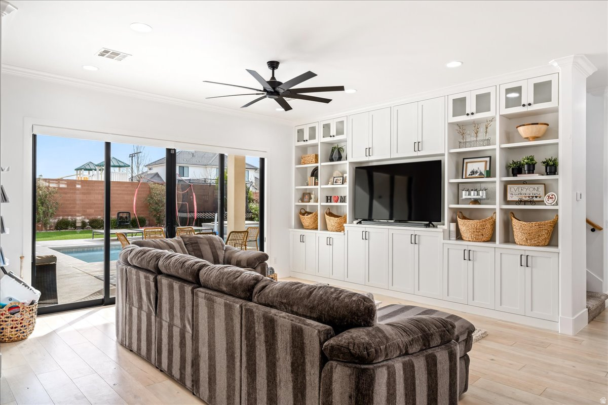 FIELDSTONE PH 5 - Residential