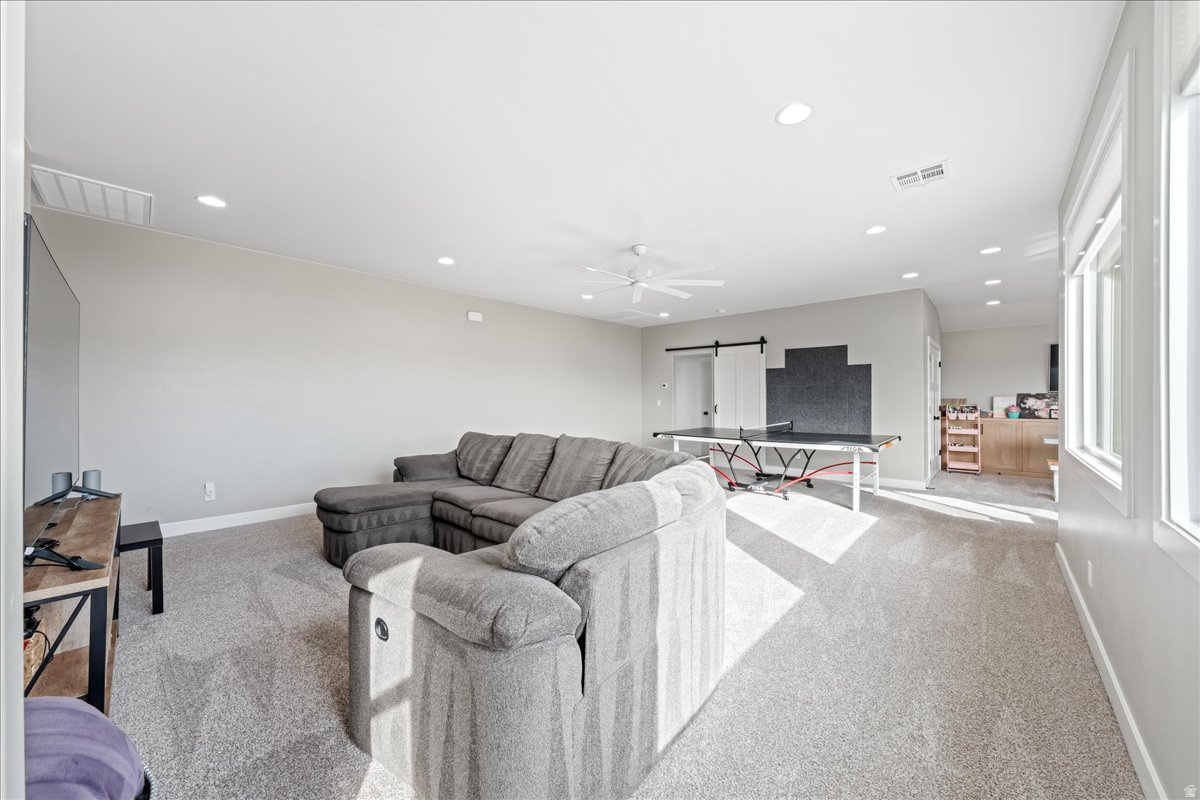 FIELDSTONE PH 5 - Residential