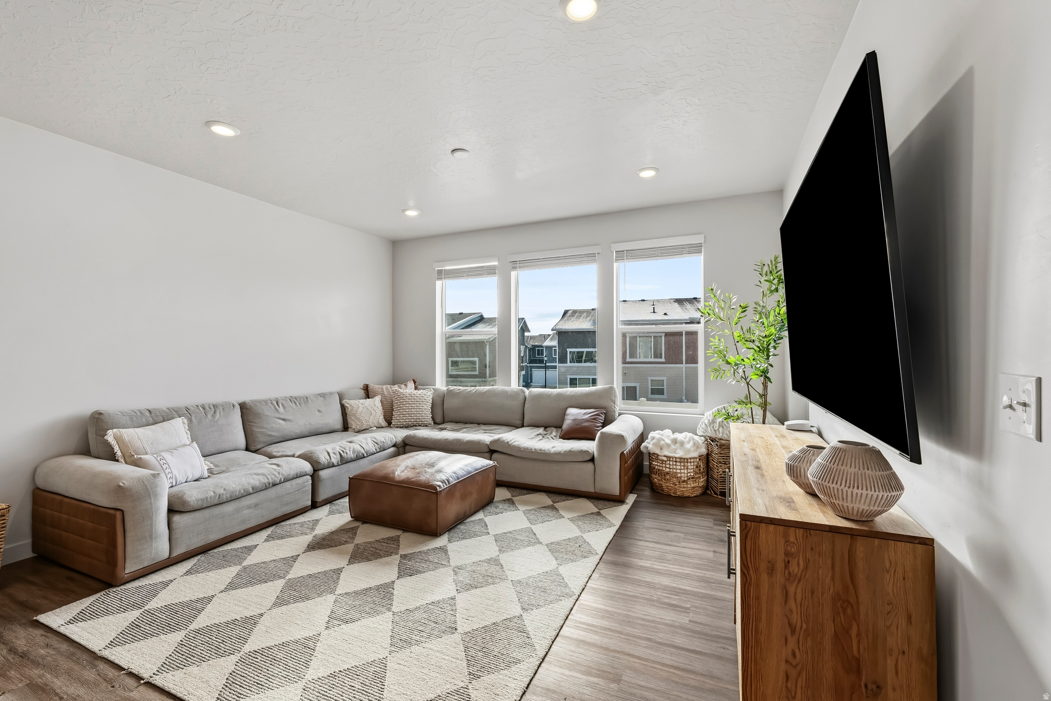 WILDFLOWER - Residential