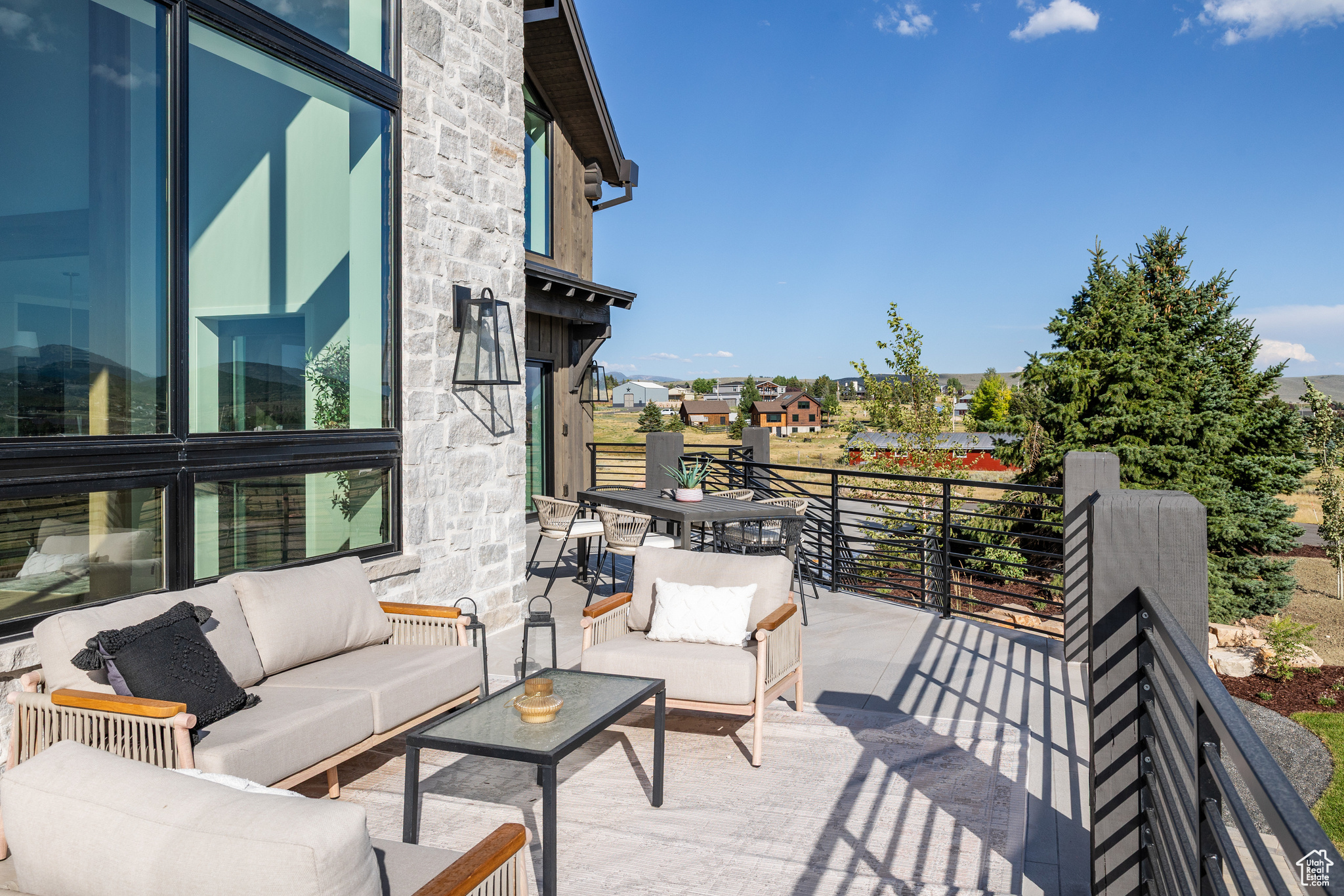 SILVER CREEK - Residential