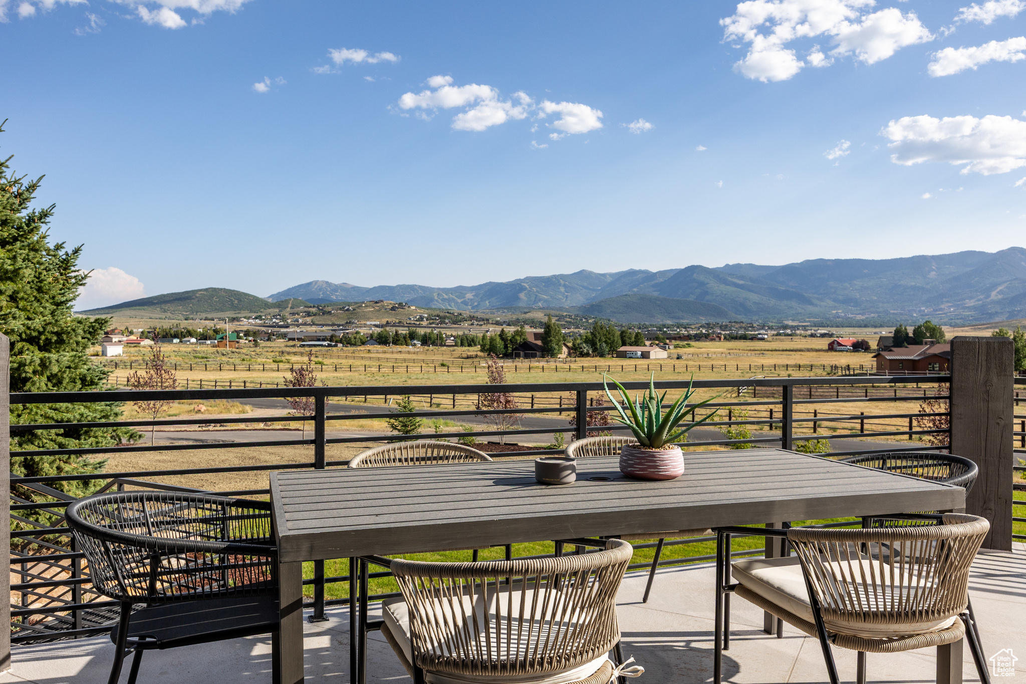 SILVER CREEK - Residential