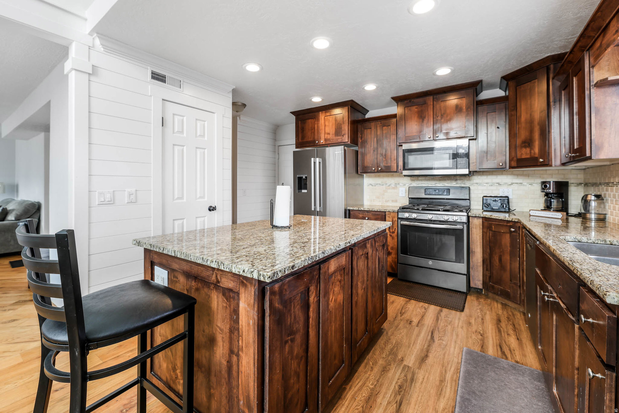 PEBBLEWOOD #1 - Residential