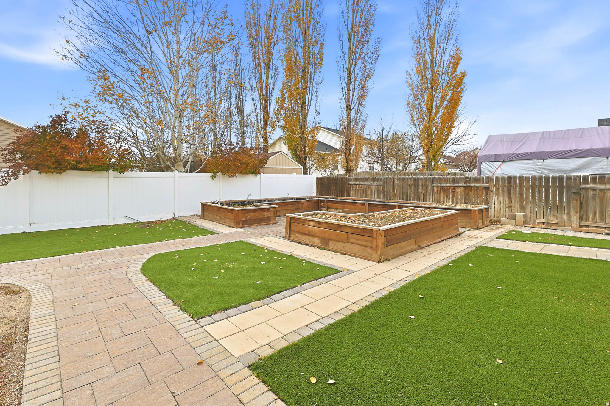 PEBBLEWOOD #1 - Residential