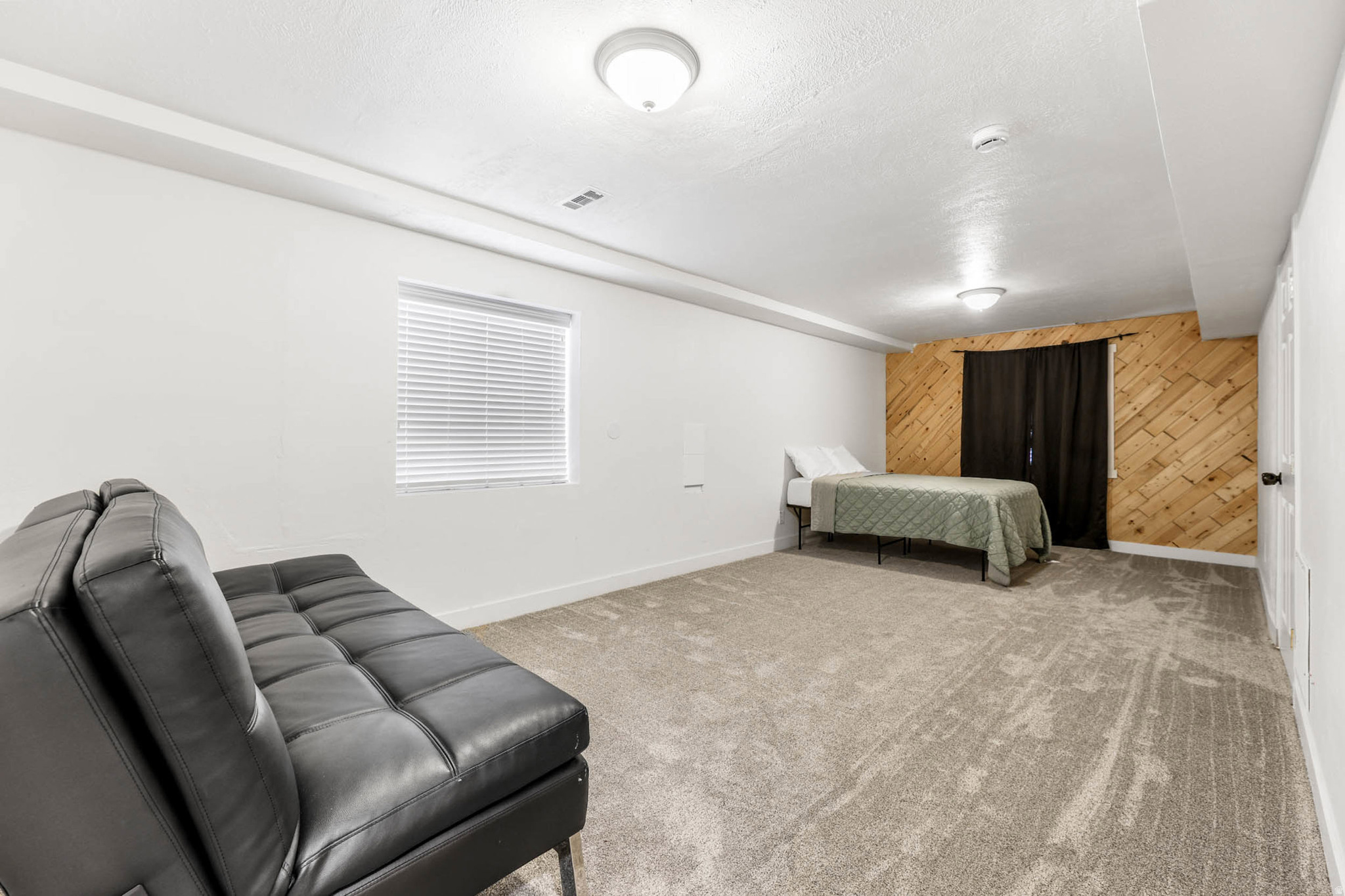 PEBBLEWOOD #1 - Residential