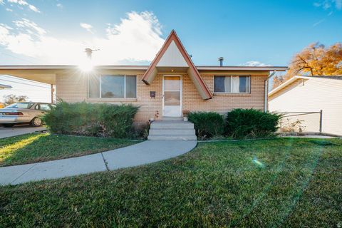 Tiny photo for 5007 S 2675 W, Roy, UT 84067 (MLS # 2124049)