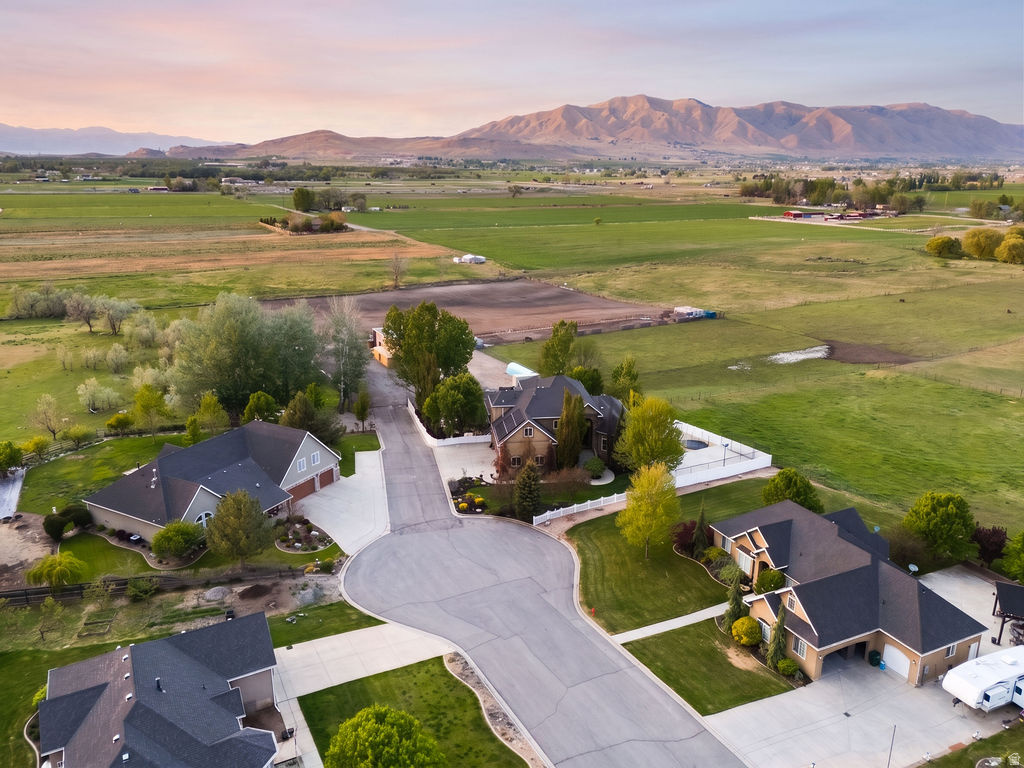 FRENCH COUNTRY ESTATES - Residential