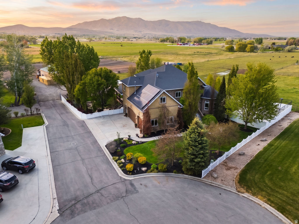 FRENCH COUNTRY ESTATES - Residential