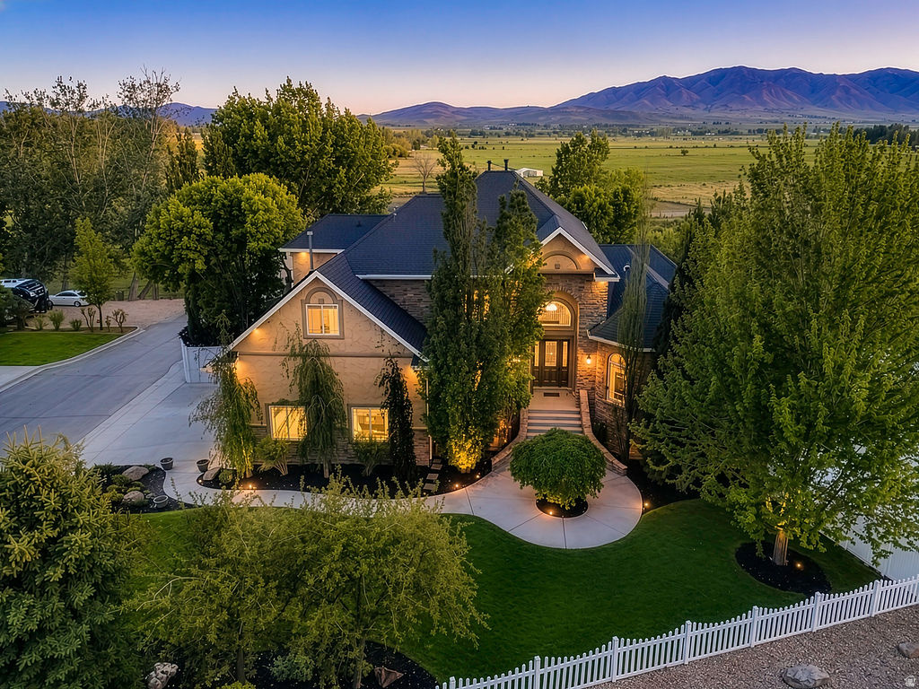 FRENCH COUNTRY ESTATES - Residential