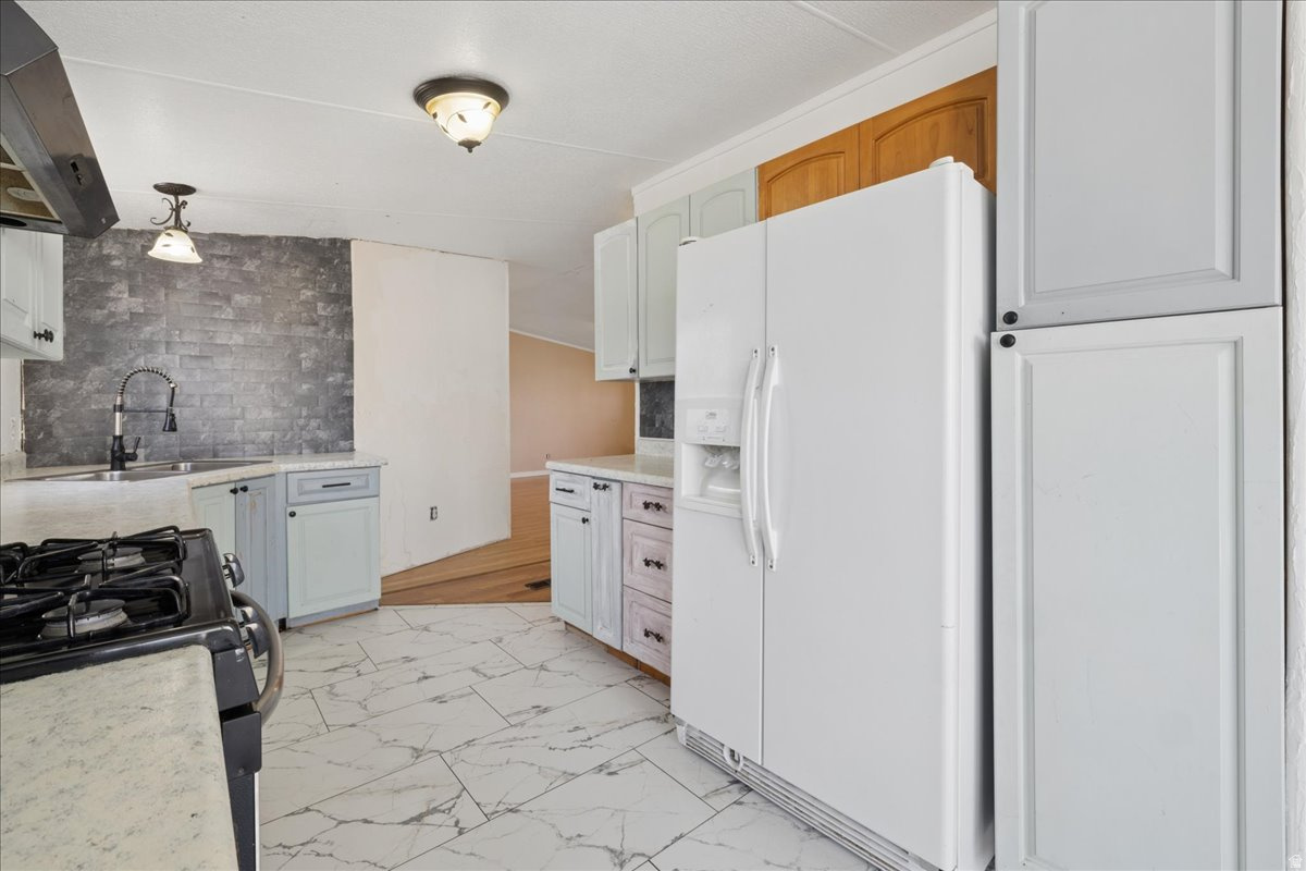 SUTTON SUB - Residential