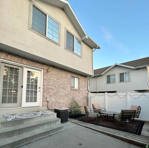 Tiny photo for 1347 S 1370 E, Provo, UT 84606 (MLS # 2142324)