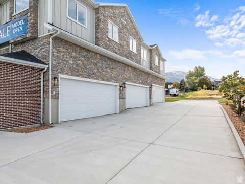 Tiny photo for 345 E 100 S, Santaquin, UT 84655 (MLS # 2114120)