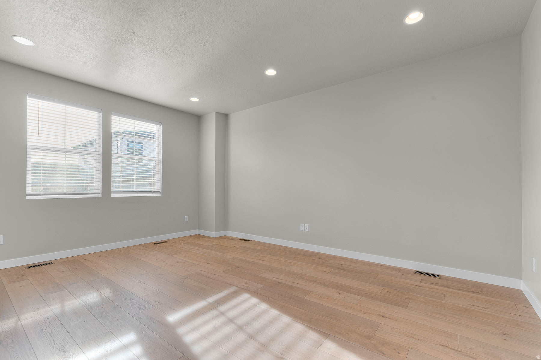 TERRAINE TOWNS 171 - Residential