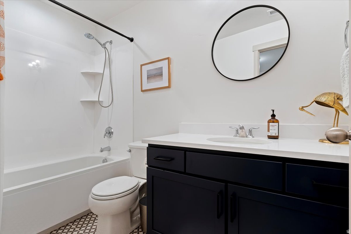 DAYBREAK - Residential