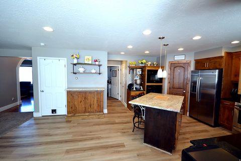 Tiny photo for 2765 E 7825 S, South Weber, UT 84405 (MLS # 2151502)