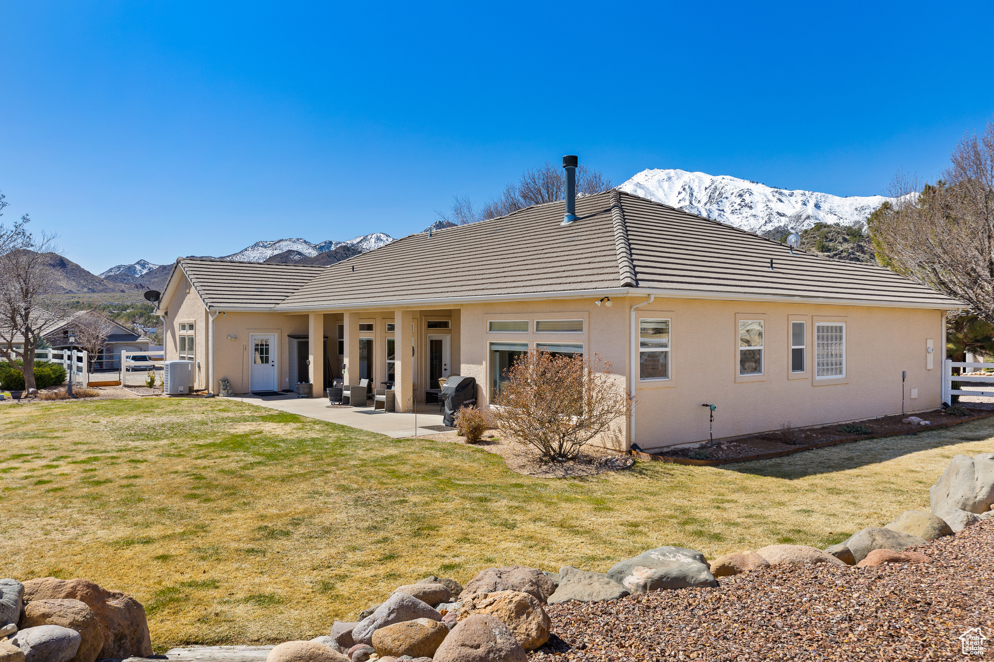 846 S 800, New Harmony, Utah image 41