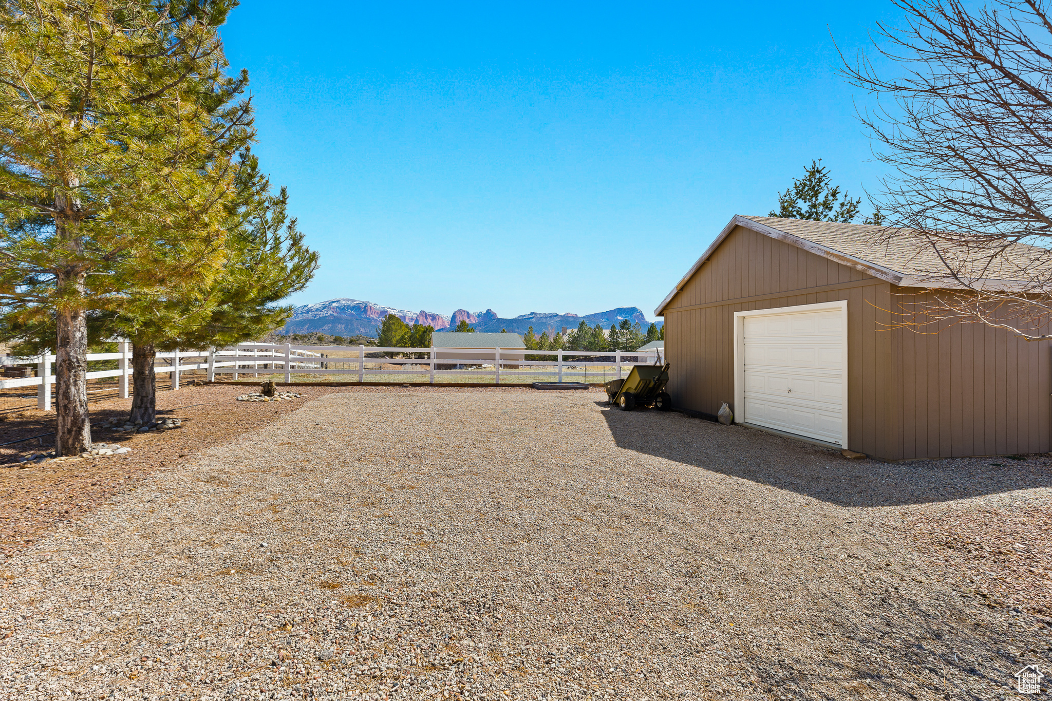 846 S 800, New Harmony, Utah image 39