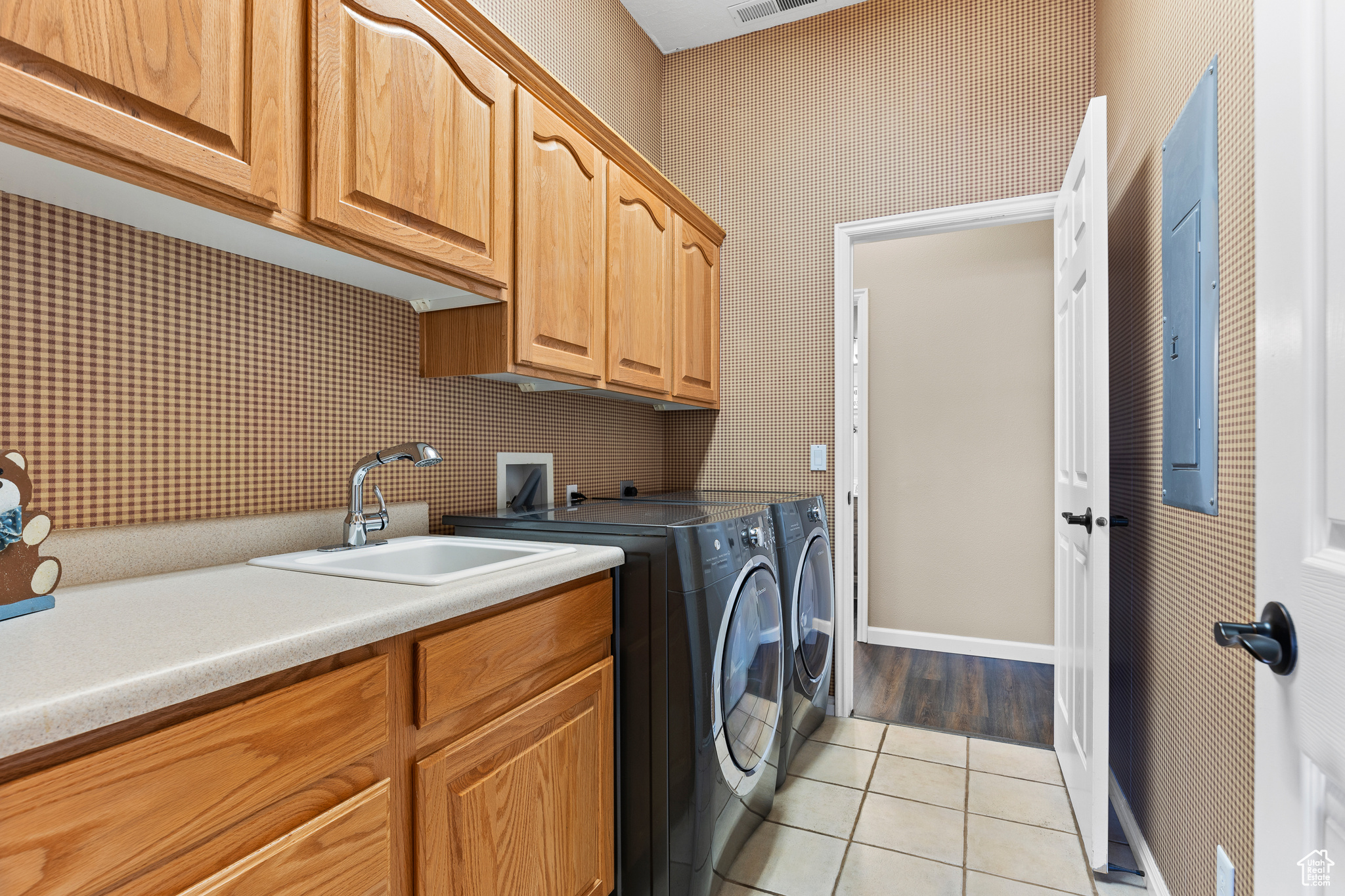 846 S 800, New Harmony, Utah image 20
