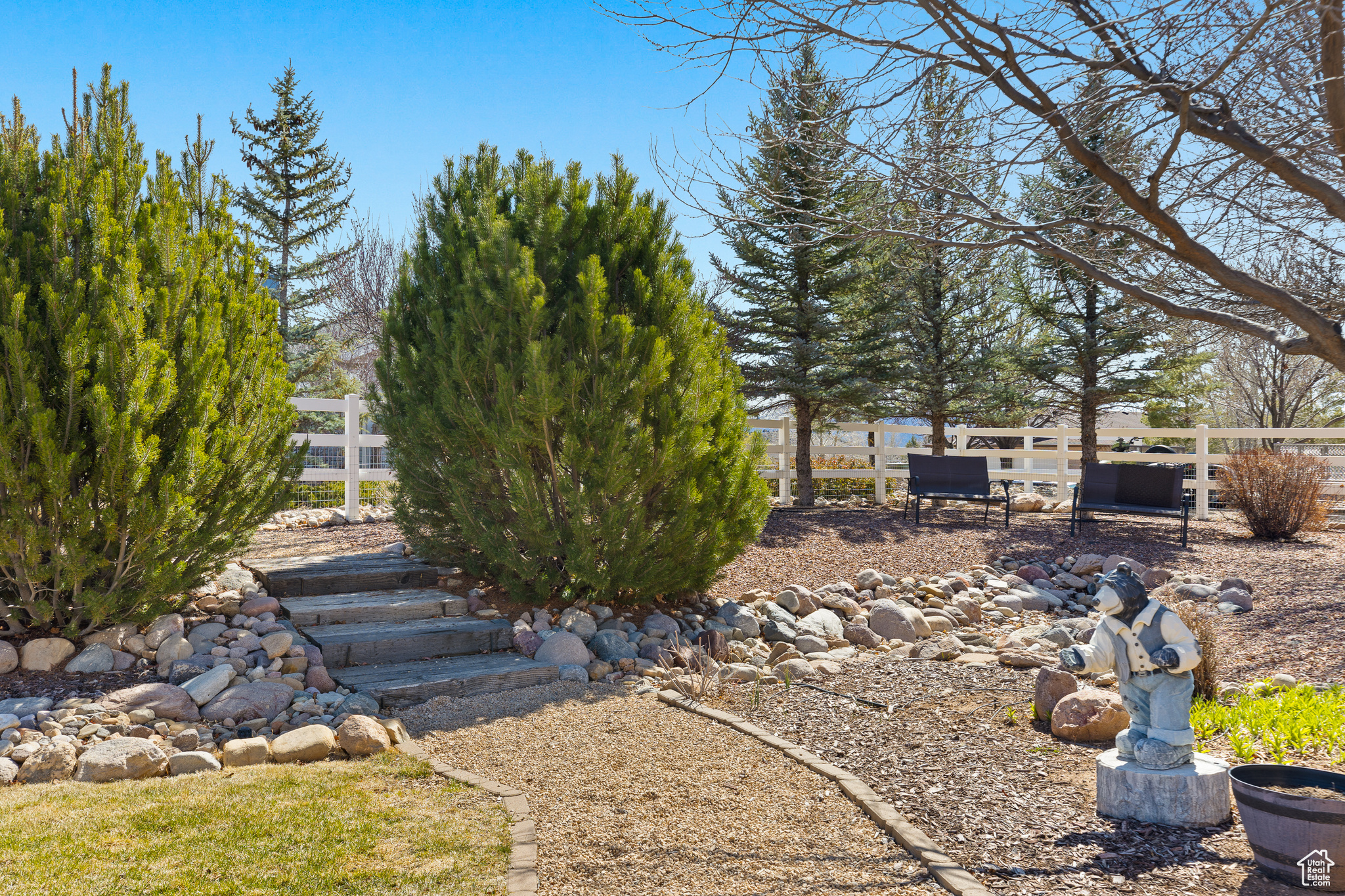 846 S 800, New Harmony, Utah image 35