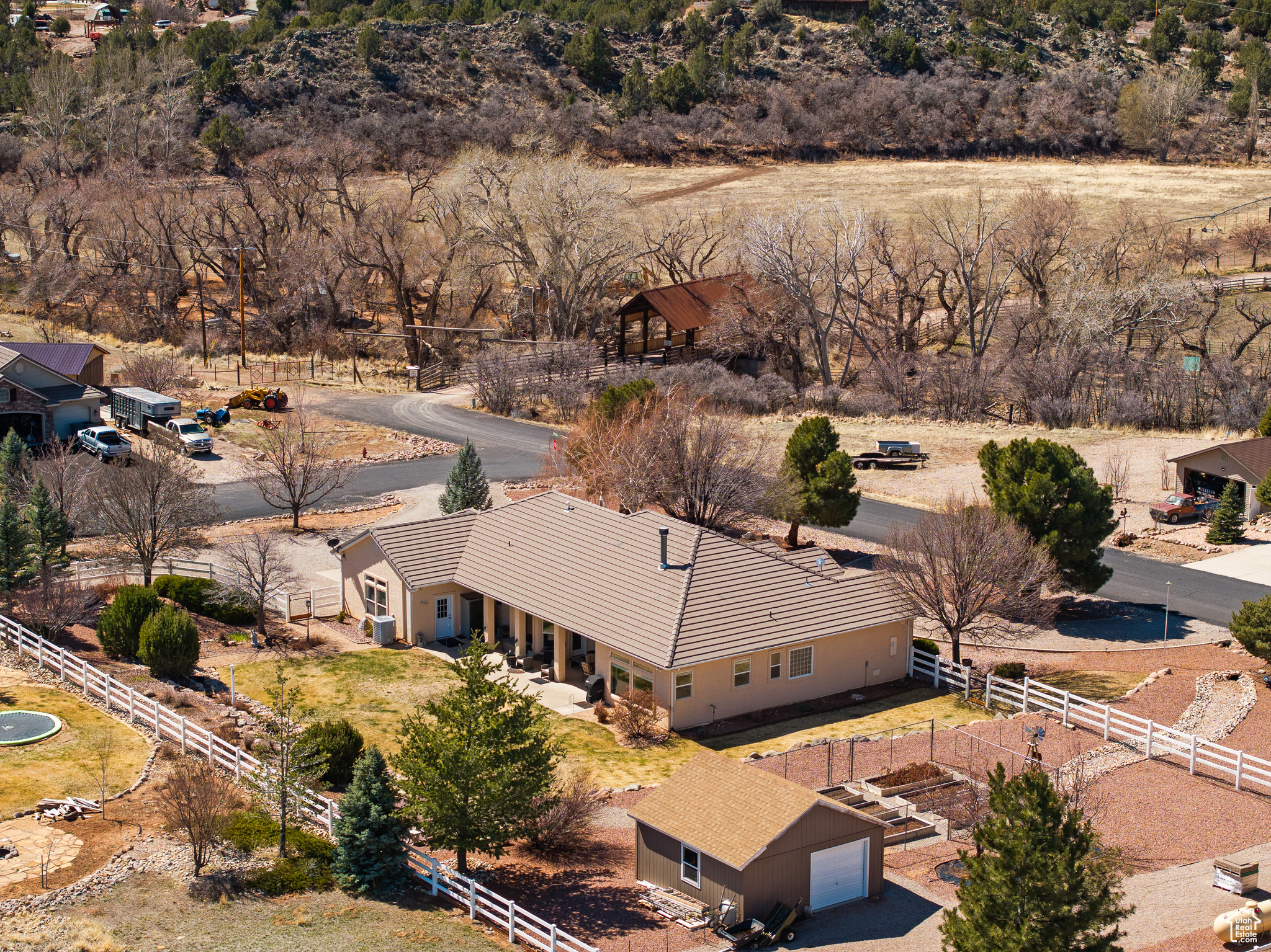 846 S 800, New Harmony, Utah image 6