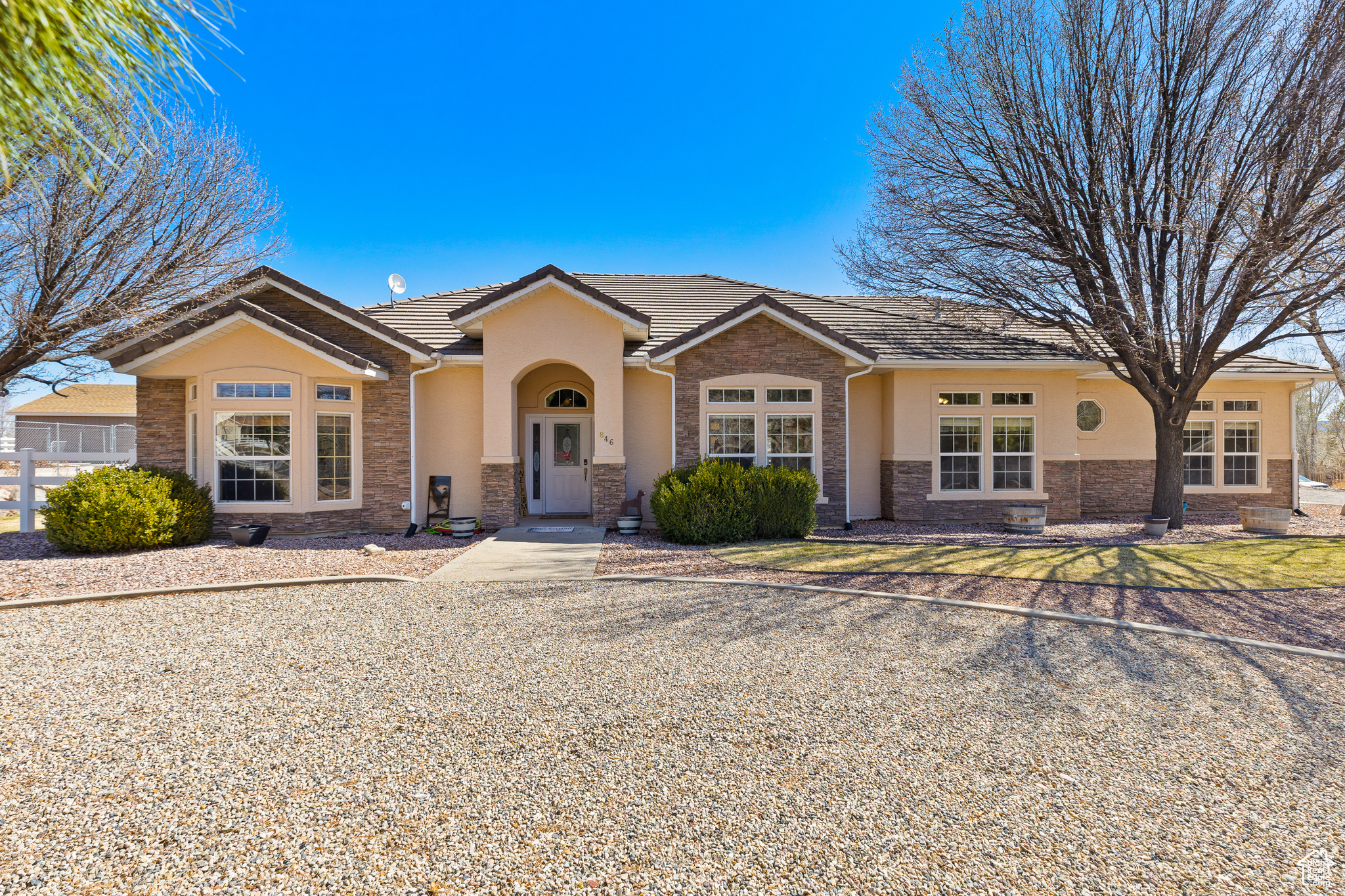 846 S 800, New Harmony, Utah image 1