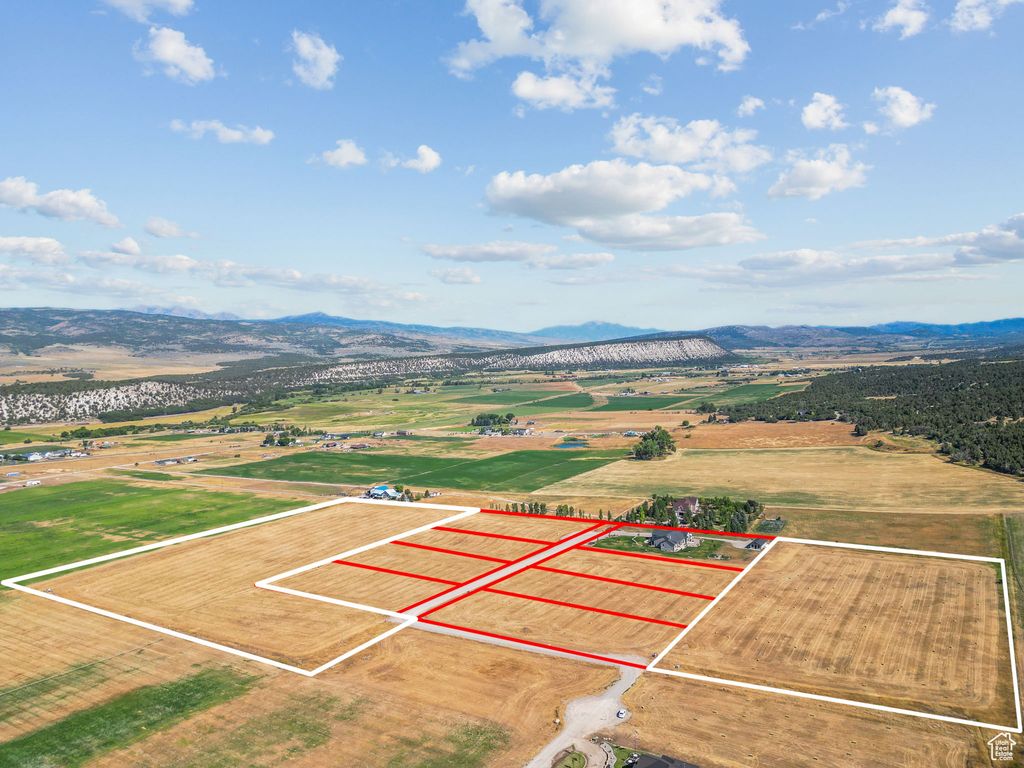 Photo of 25581 N 11440 E #3, Fairview, UT 84629 (MLS # 2118435)