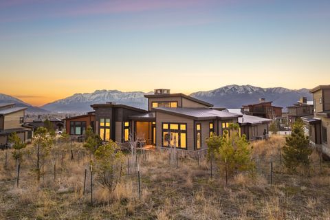 Tiny photo for 832 N BURRO PEAK CIR #MVV-10, Heber City, UT 84032 (MLS # 2146780)