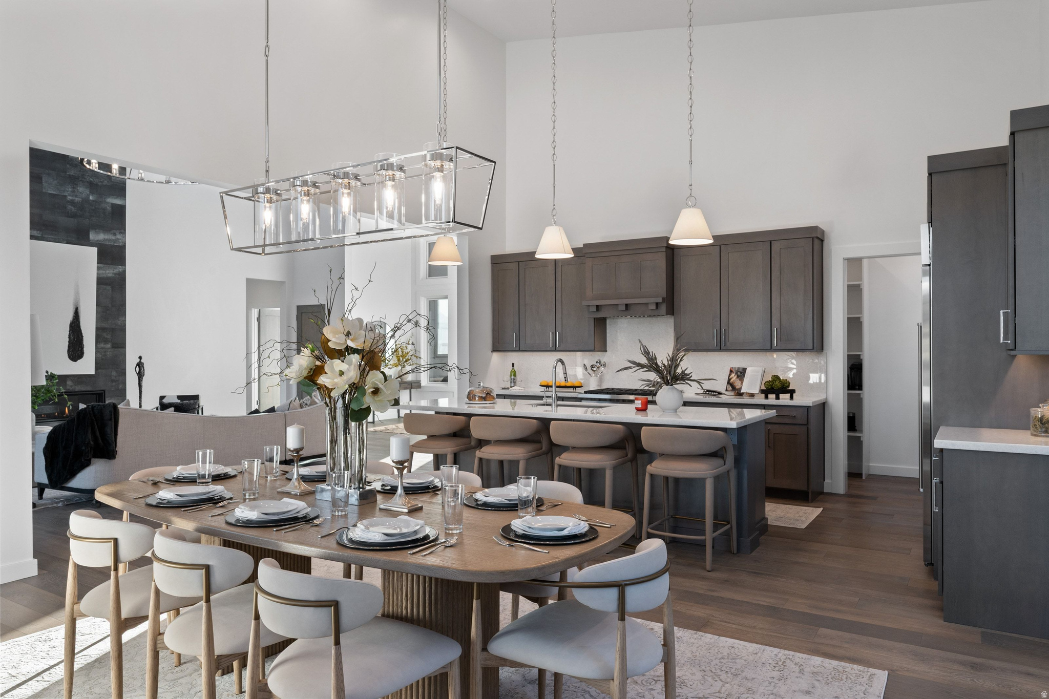 RED LEDGES - Residential