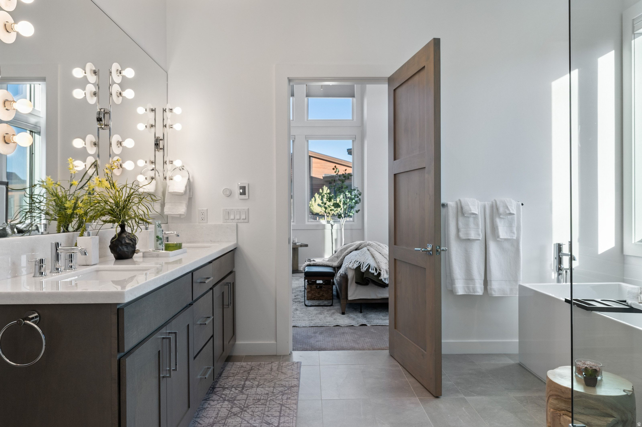 RED LEDGES - Residential