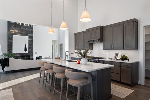 Tiny photo for 832 N BURRO PEAK CIR #MVV-10, Heber City, UT 84032 (MLS # 2146780)