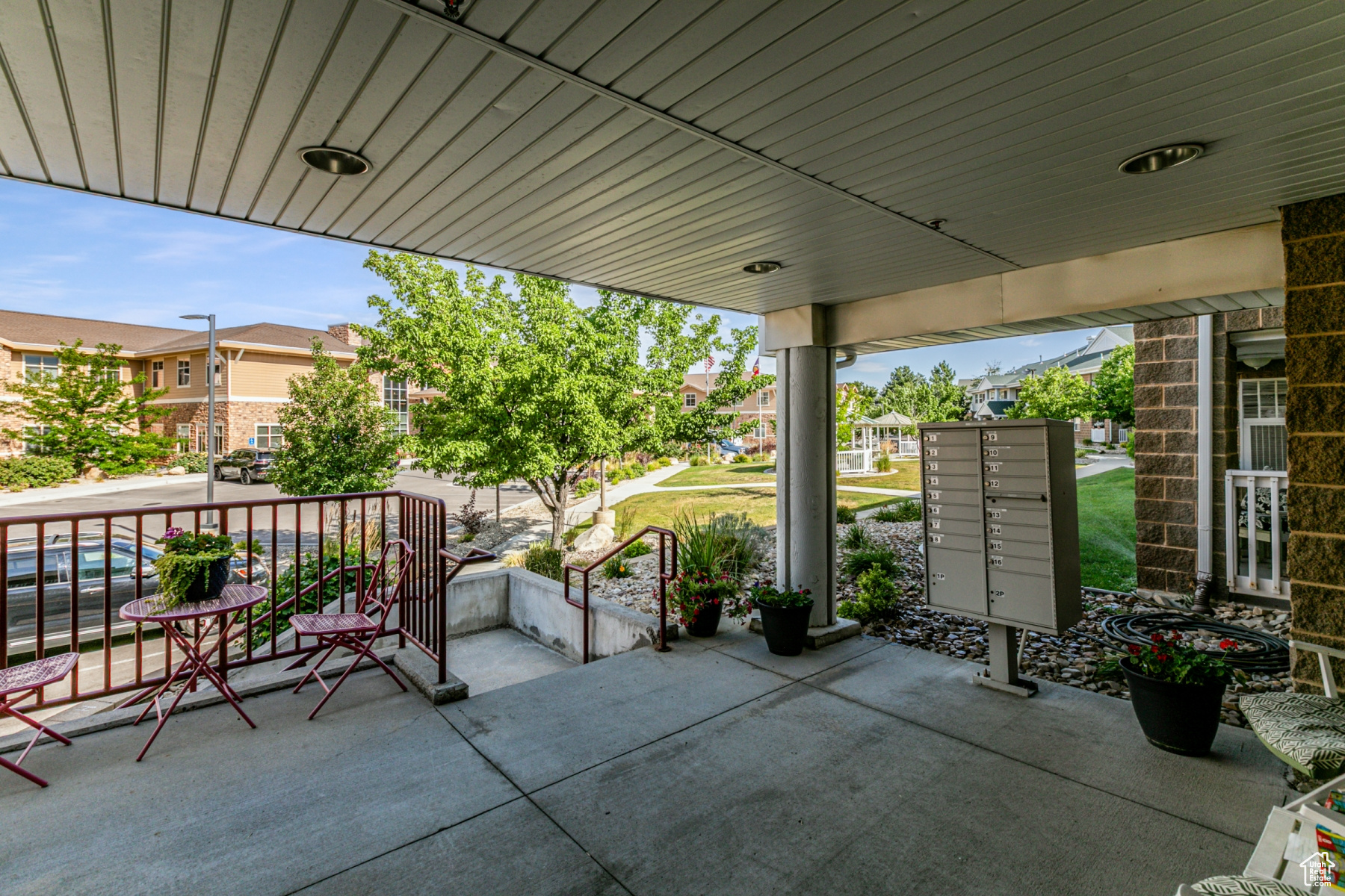 CRESCENT HEIGHTS CONDO - Residential