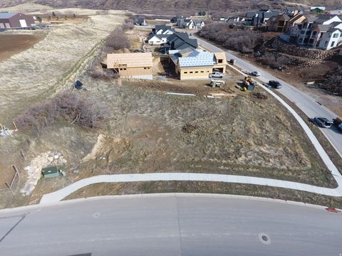 Tiny photo for 53 E TWIN HOLLOW DR #10, Mapleton, UT 84664 (MLS # 2141812)