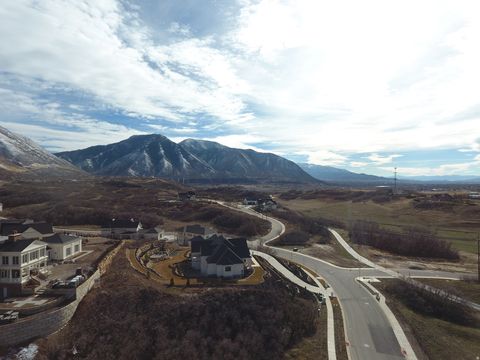 Tiny photo for 53 E TWIN HOLLOW DR #10, Mapleton, UT 84664 (MLS # 2141812)