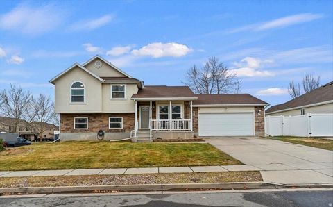 Tiny photo for 1857 N 50 W, Layton, UT 84041 (MLS # 2136891)