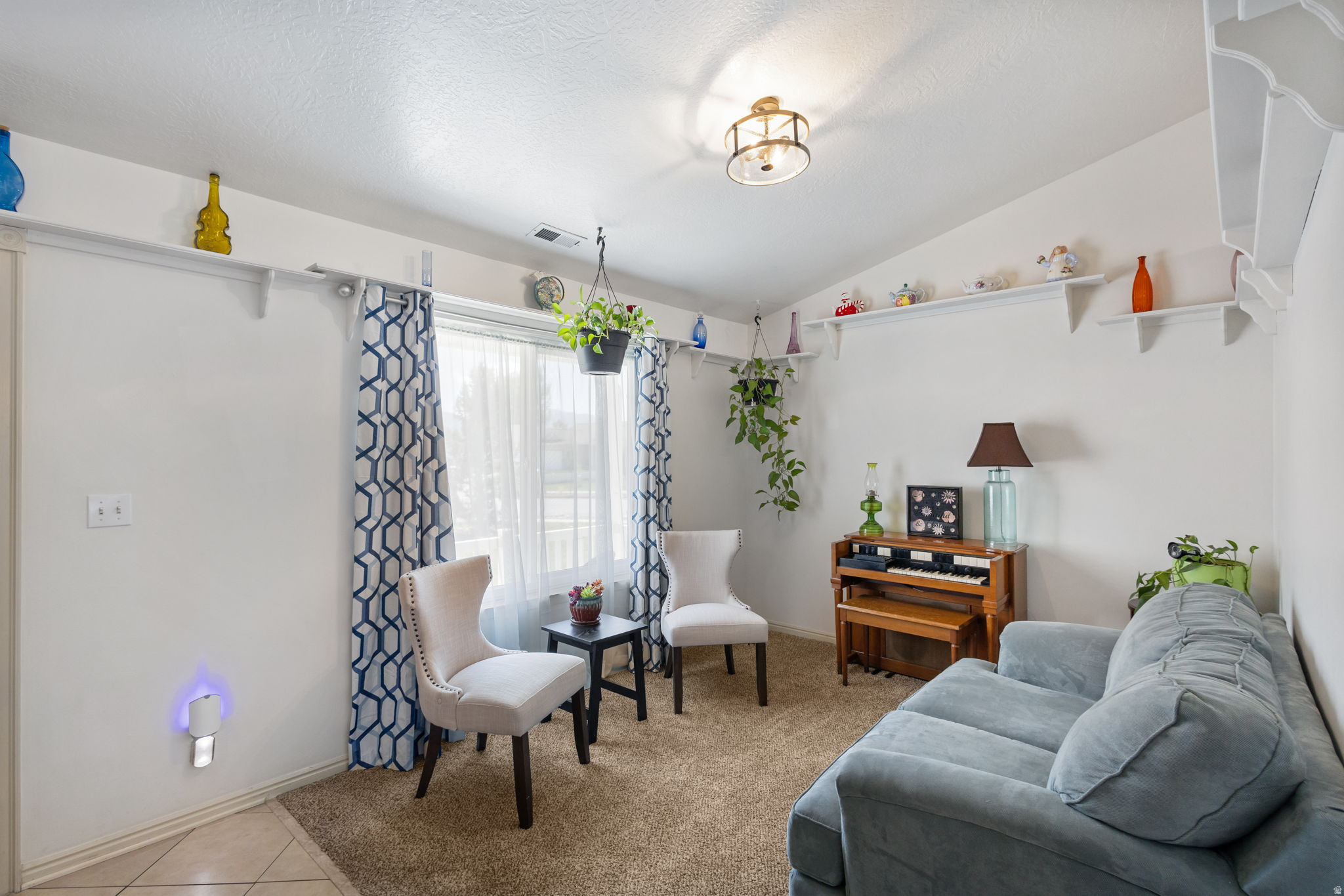 OAKVIEW ESTATES - Residential