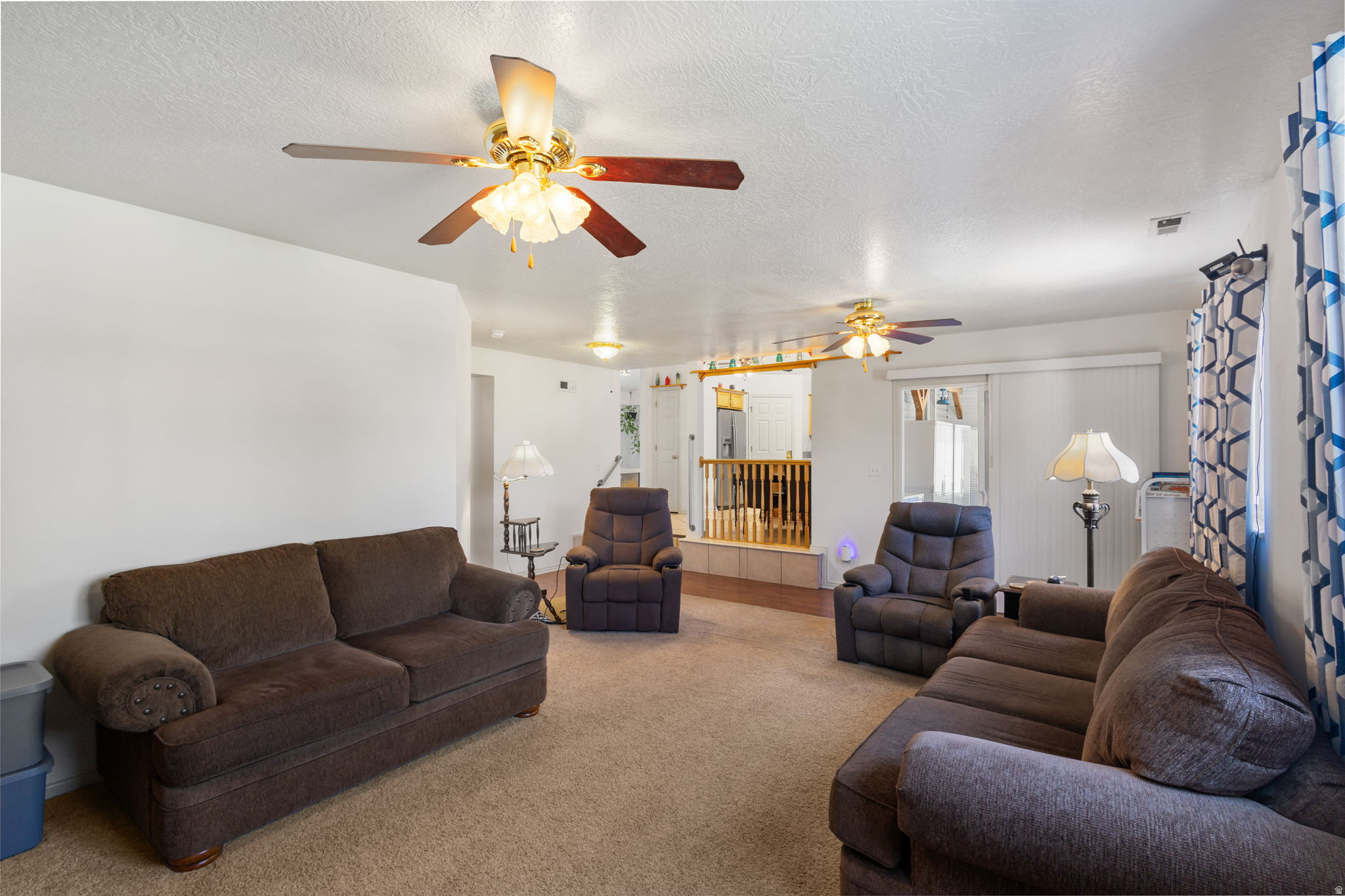 OAKVIEW ESTATES - Residential