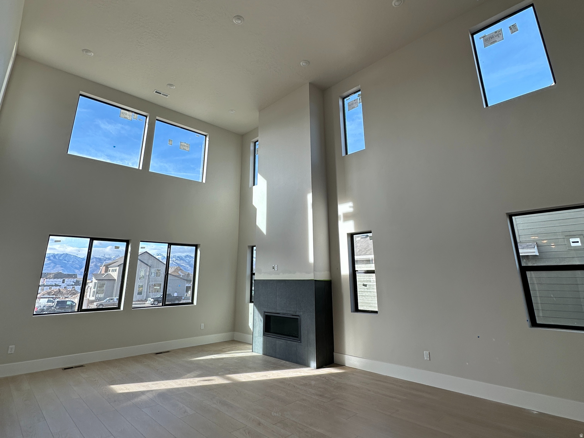 CROSSINGS AT LAKE CREEK - Residential