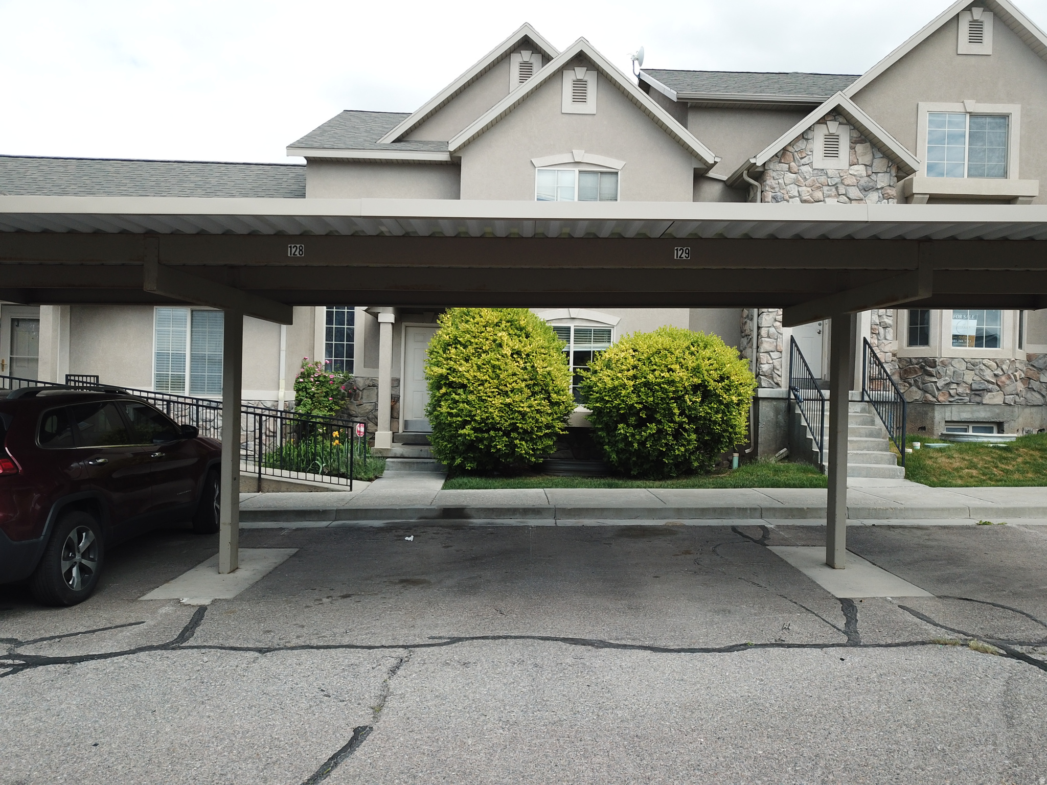 CRESCENT COURT - Residential