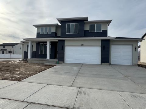 Photo of 1281 N 1525 E #67, Payson, UT 84651 (MLS # 2127758)